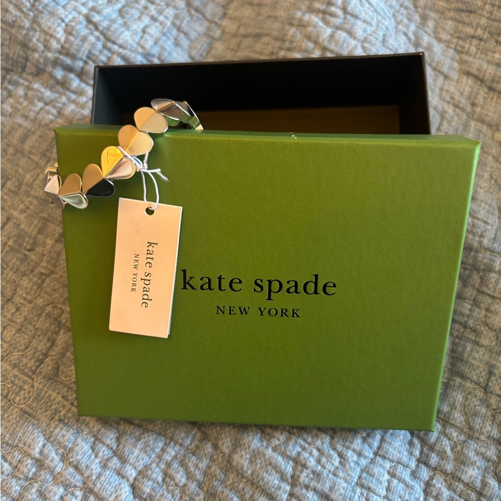 Kate Spade Heritage Heart Stretch Bracelet